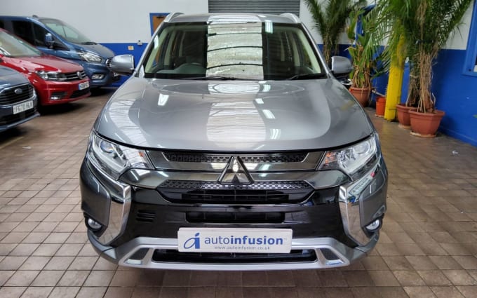 2025 Mitsubishi Outlander