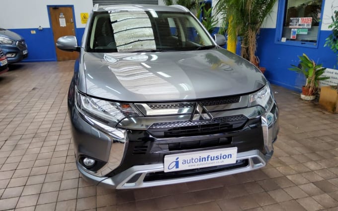 2025 Mitsubishi Outlander