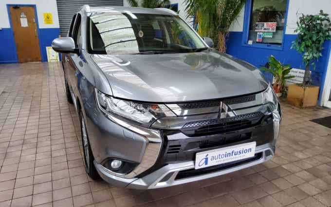2025 Mitsubishi Outlander