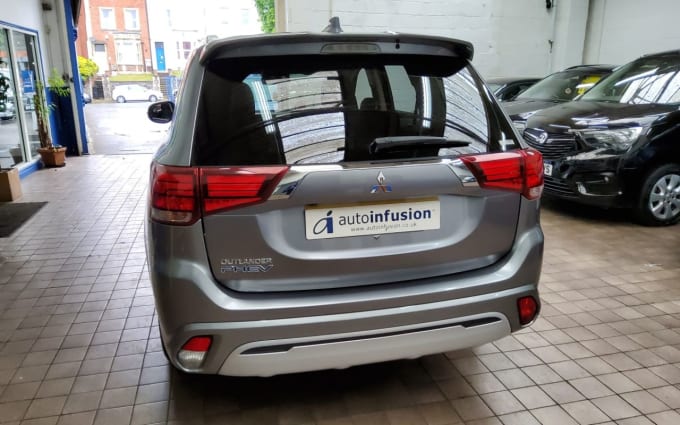2025 Mitsubishi Outlander