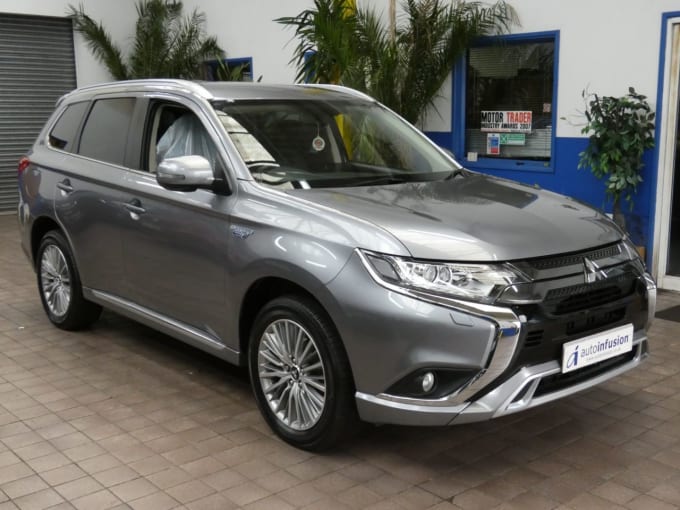 2025 Mitsubishi Outlander