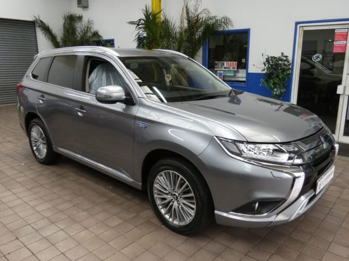 2025 Mitsubishi Outlander