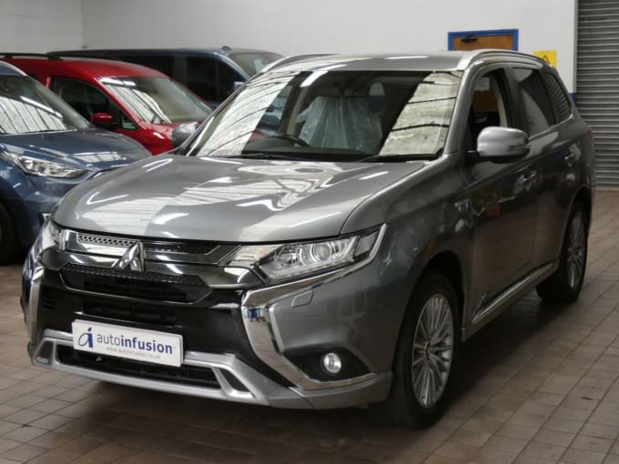 2025 Mitsubishi Outlander