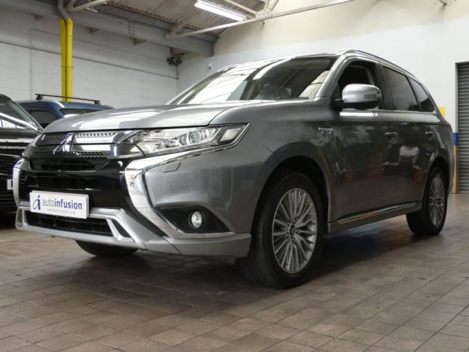 2025 Mitsubishi Outlander