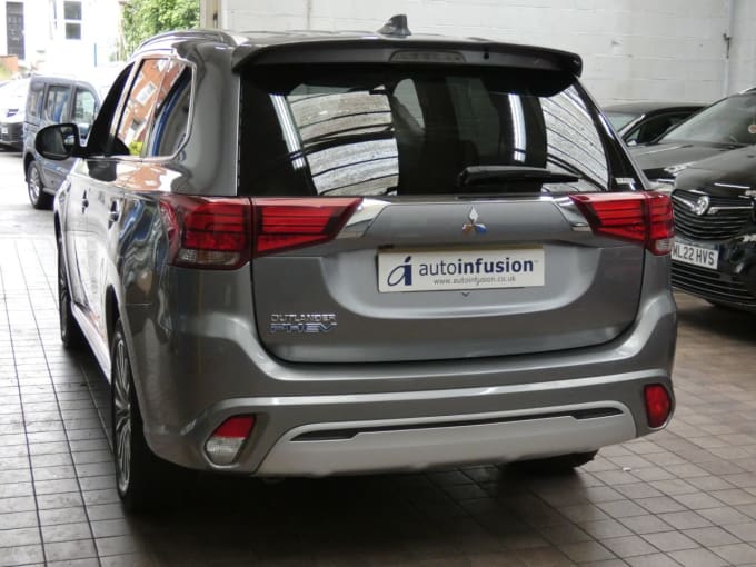 2025 Mitsubishi Outlander