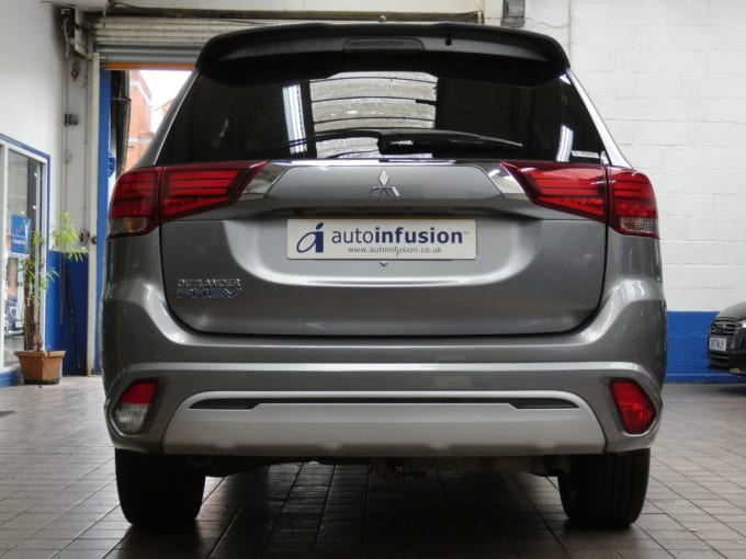 2025 Mitsubishi Outlander