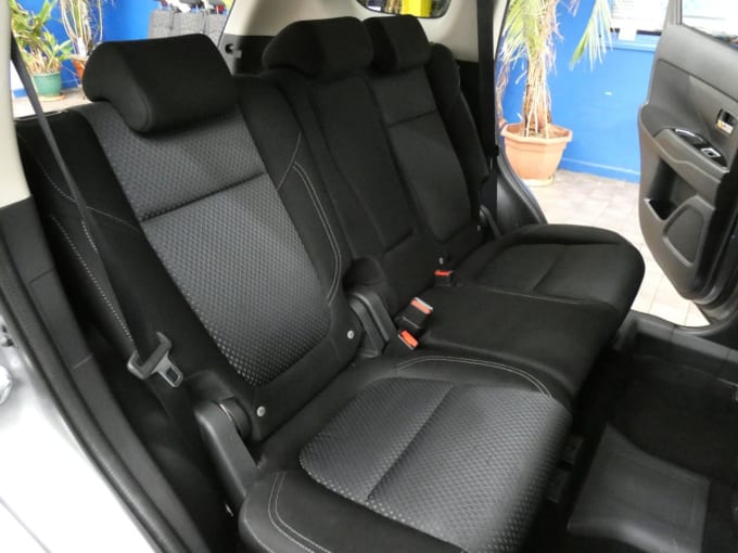 2025 Mitsubishi Outlander