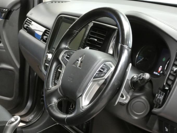 2025 Mitsubishi Outlander