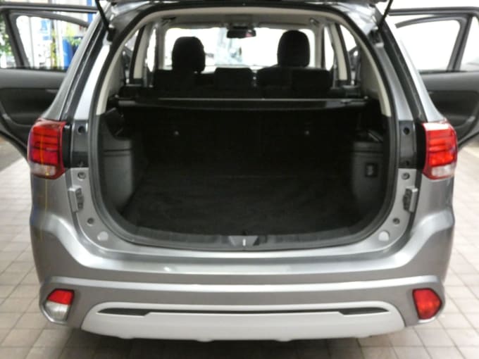 2025 Mitsubishi Outlander