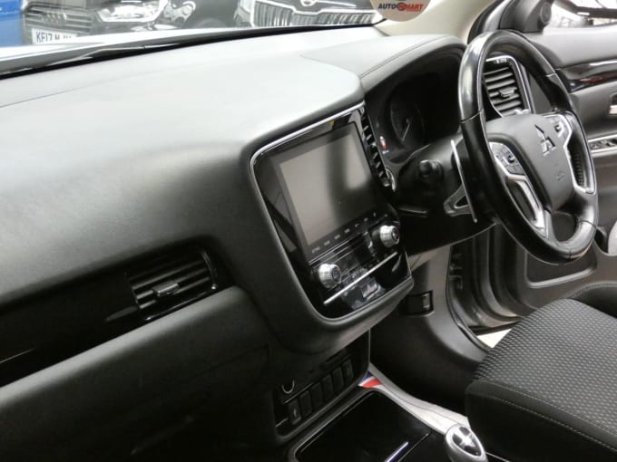 2025 Mitsubishi Outlander