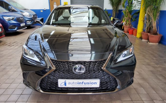 2025 Lexus Es