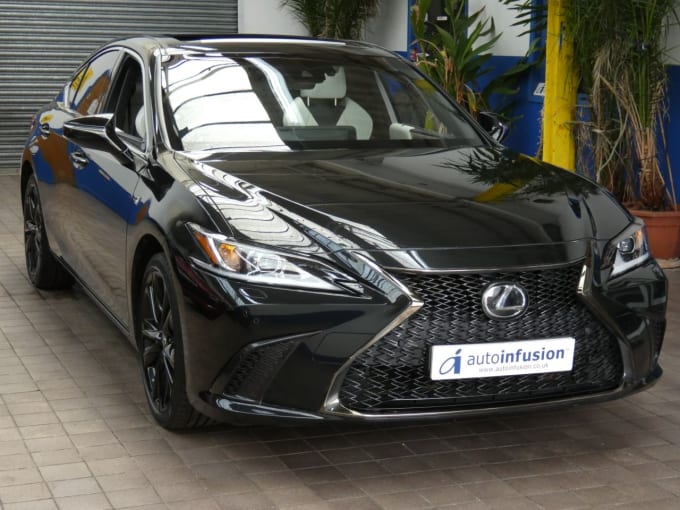 2025 Lexus Es