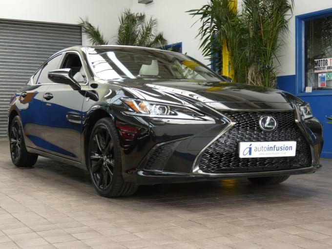 2025 Lexus Es