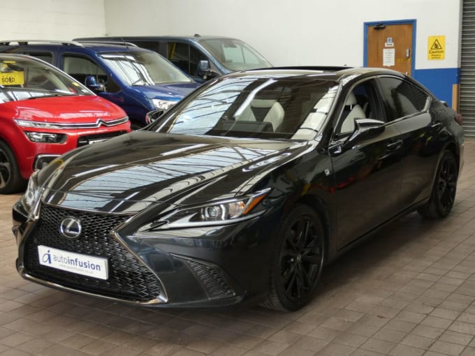 2025 Lexus Es