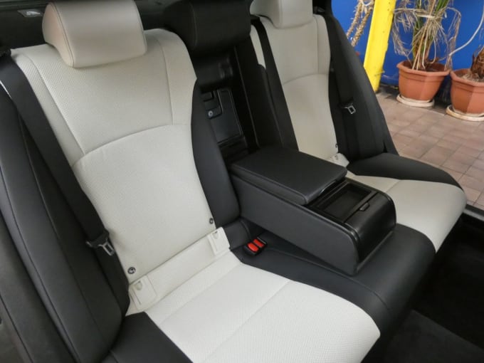 2025 Lexus Es