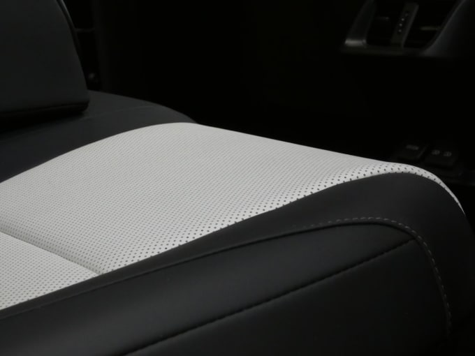 2025 Lexus Es
