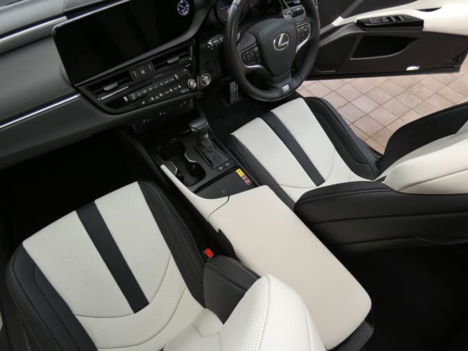 2025 Lexus Es