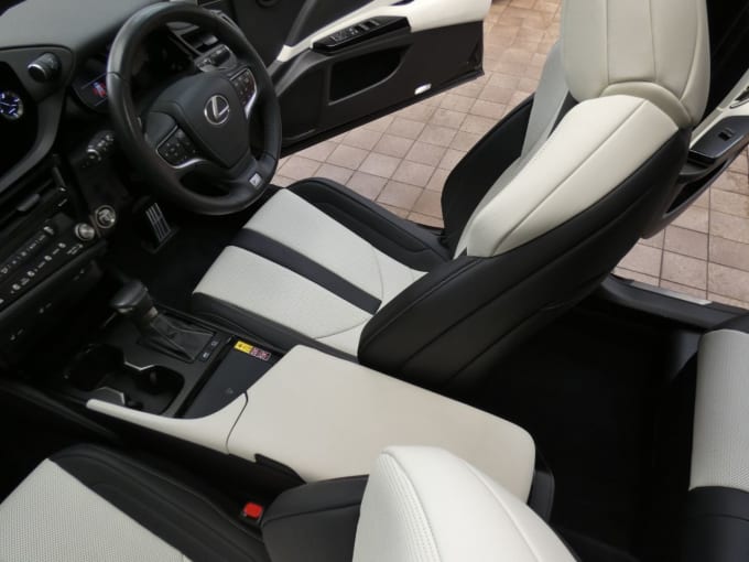 2025 Lexus Es