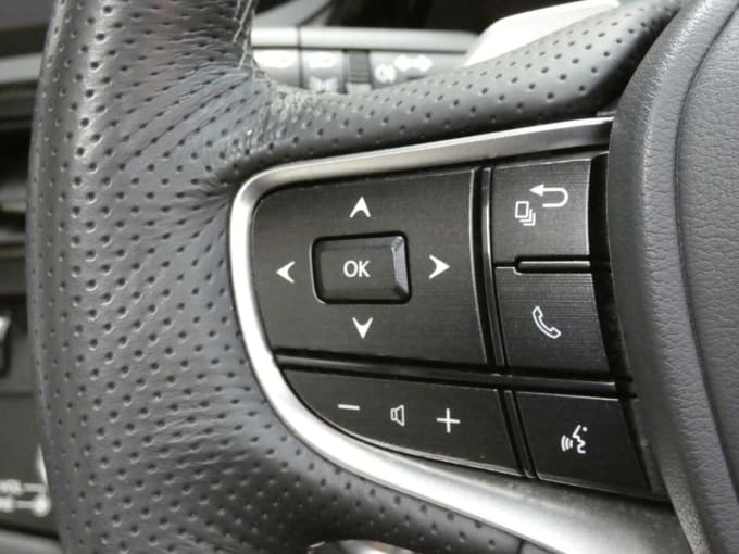 2025 Lexus Es