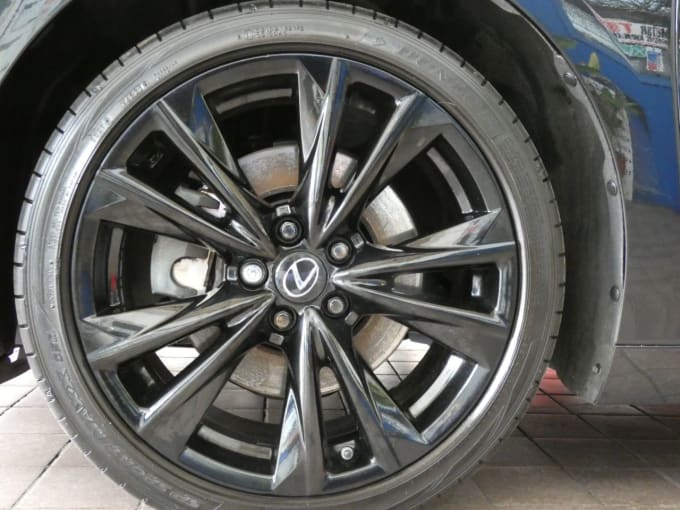 2025 Lexus Es