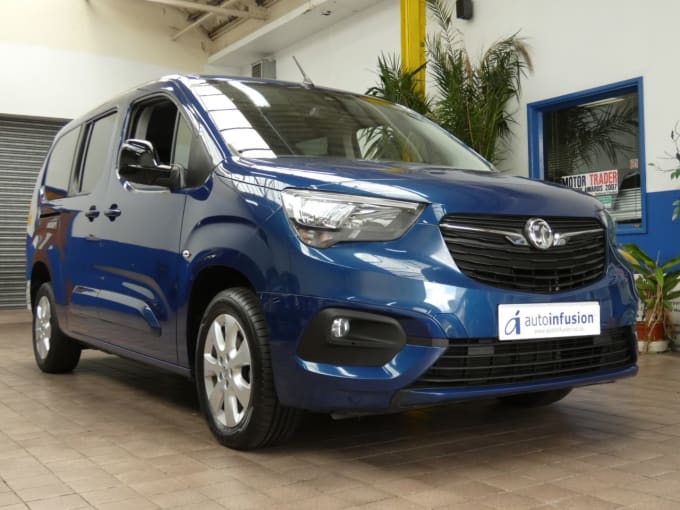 2025 Vauxhall Combo Life