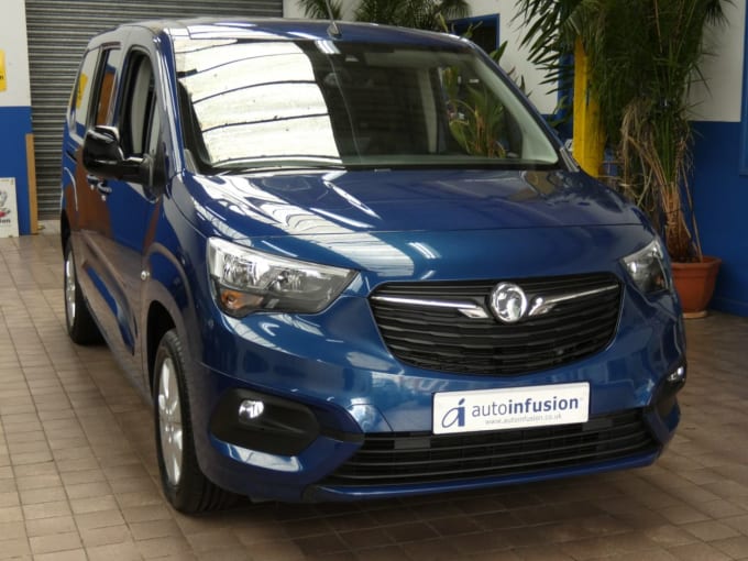 2025 Vauxhall Combo Life