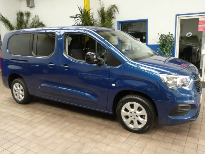 2025 Vauxhall Combo Life