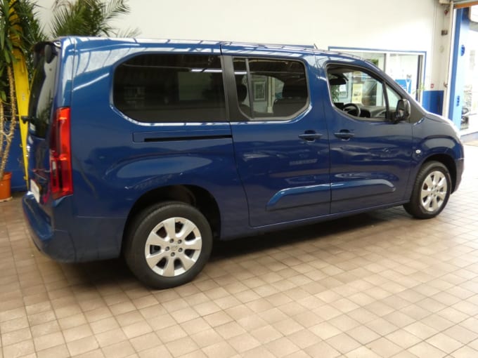 2025 Vauxhall Combo Life