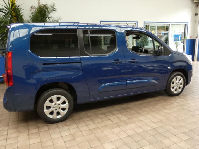 2025 Vauxhall Combo Life