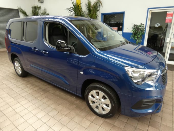 2025 Vauxhall Combo Life