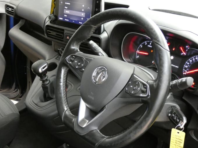 2025 Vauxhall Combo Life