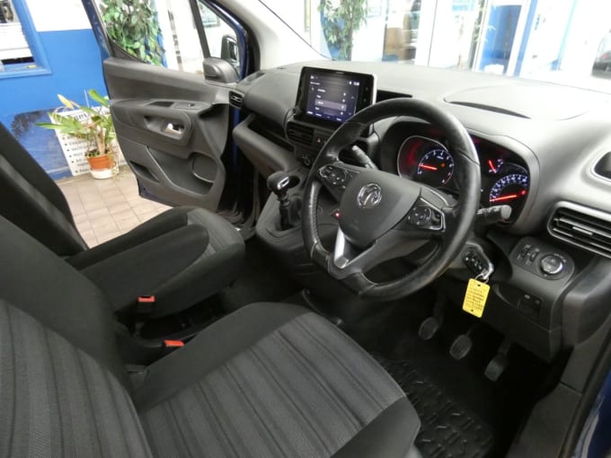 2025 Vauxhall Combo Life