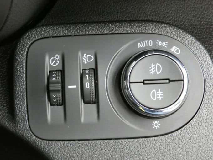 2025 Vauxhall Combo Life