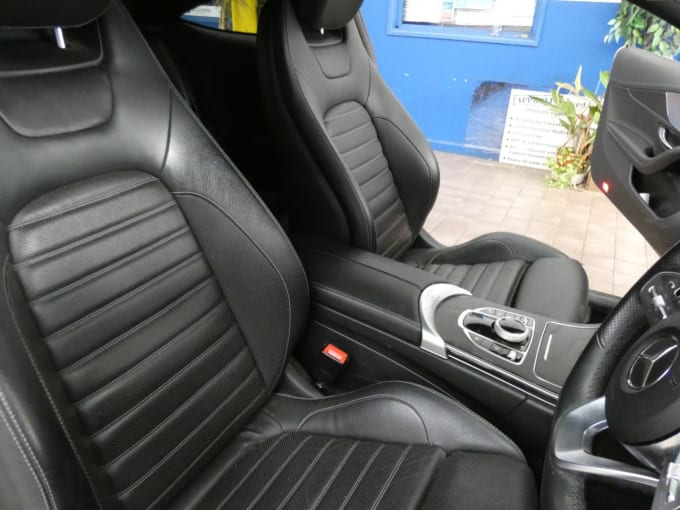 2025 Mercedes-benz C-class