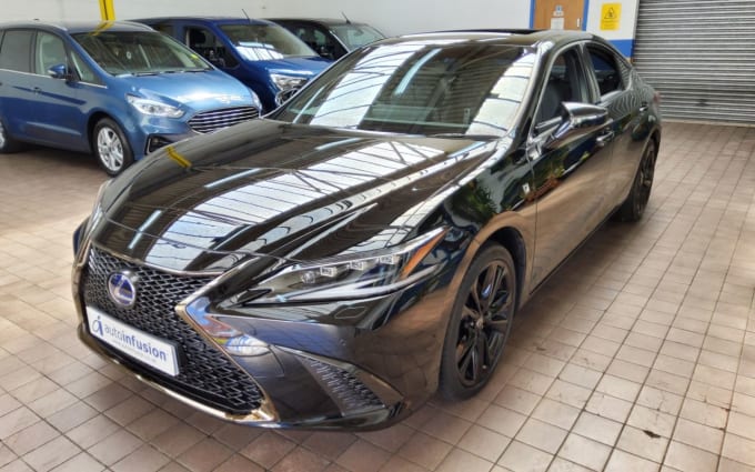 2025 Lexus Es