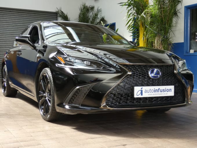 2025 Lexus Es