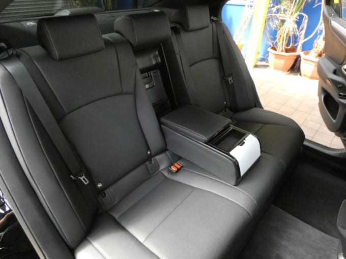 2025 Lexus Es