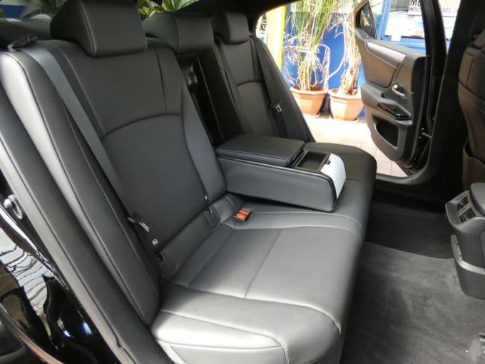 2025 Lexus Es