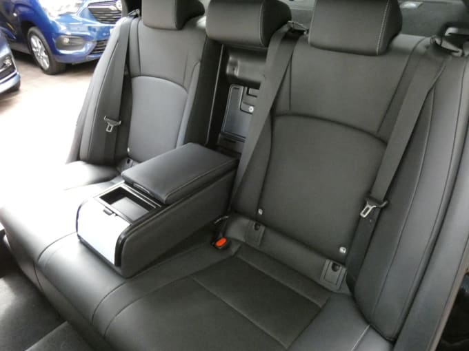 2025 Lexus Es