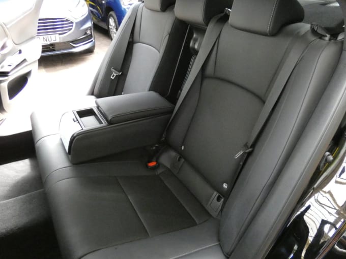 2025 Lexus Es