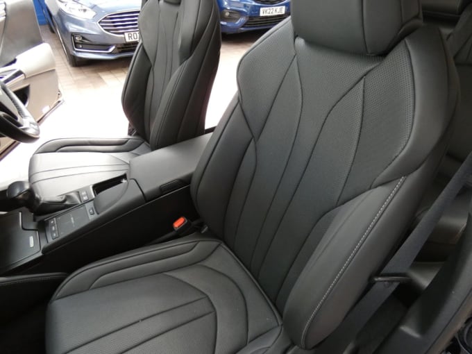 2025 Lexus Es