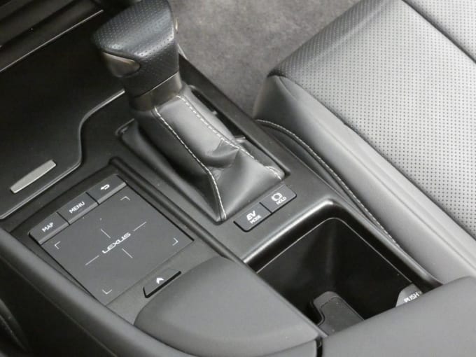 2025 Lexus Es