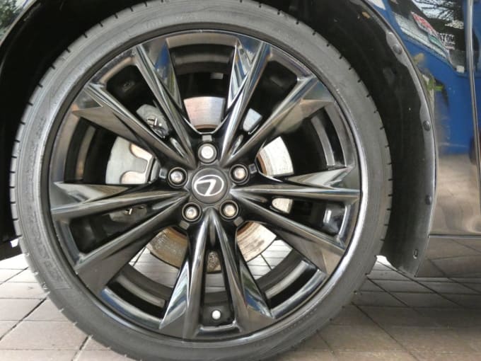 2025 Lexus Es
