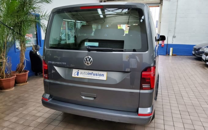 2025 Volkswagen Transporter Shuttle