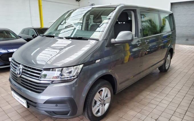 2025 Volkswagen Transporter Shuttle
