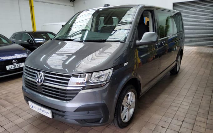 2025 Volkswagen Transporter Shuttle