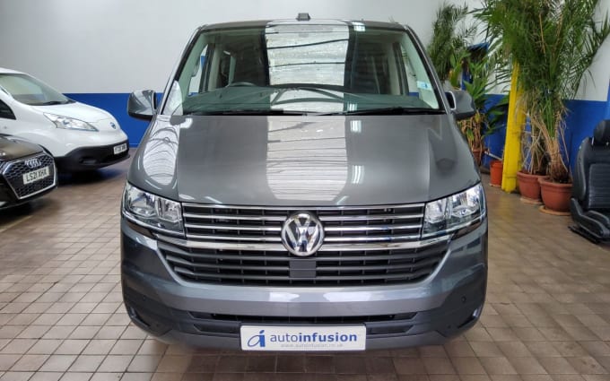 2025 Volkswagen Transporter Shuttle
