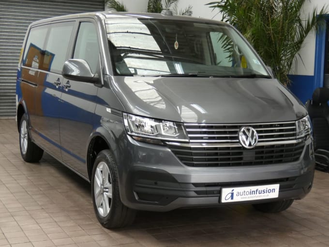 2025 Volkswagen Transporter Shuttle