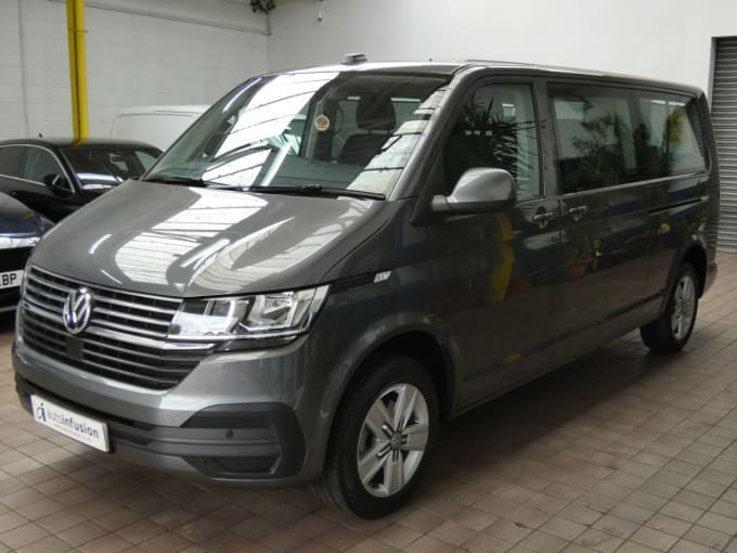 2025 Volkswagen Transporter Shuttle