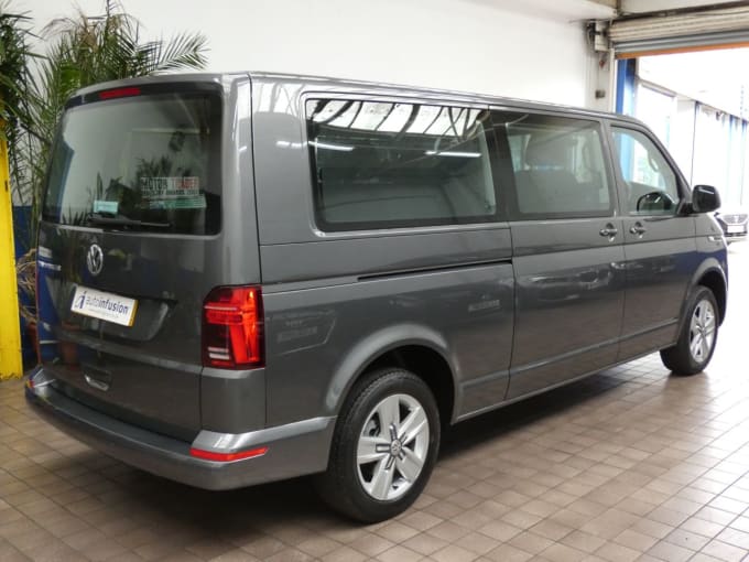 2025 Volkswagen Transporter Shuttle